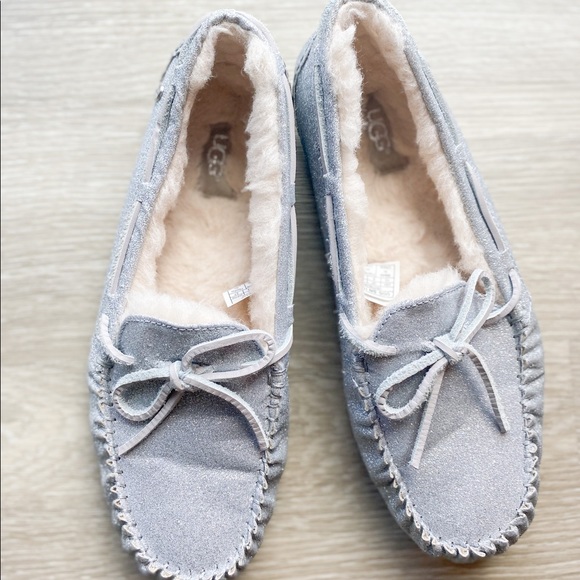 ugg dakota sparkle slipper